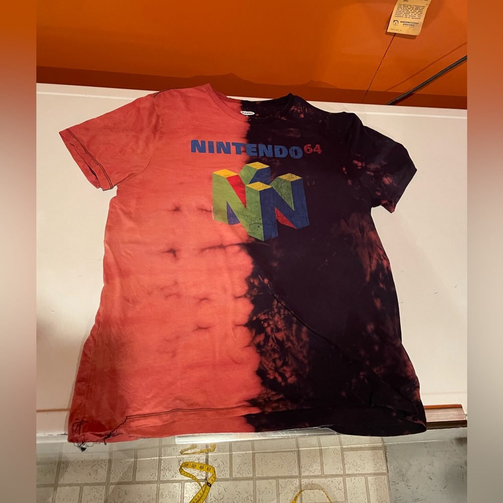 🕹️ Distressed N64 Acid Wash Pink Black Nintendo Awesome Retro US XL 🕹️ - Picture 4 of 11